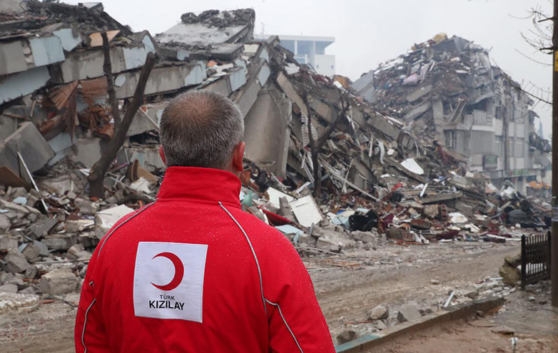 Seisme-en-Turquie-et-Syrie-la-course-contre-la-montre-pour-sauver-des-vies