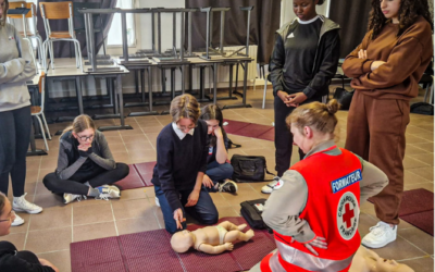 Les gestes qui sauvent avec la gendarmerie