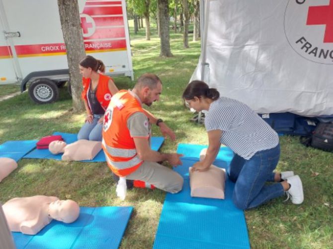 Formations aux premiers secours lors de la fête du sport et des loisirs