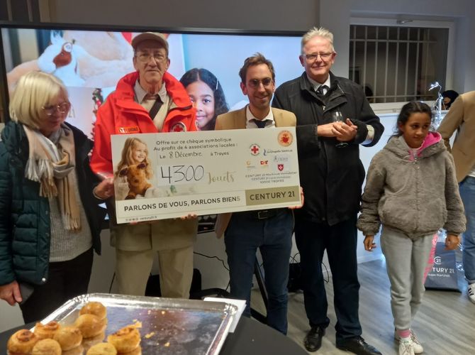 Une collecte de jouets chez Century 21