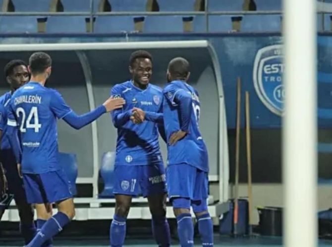 Match ESTAC – Ajaccio