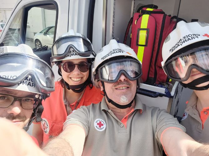 Les grandes manœuvres à la Croix-Rouge