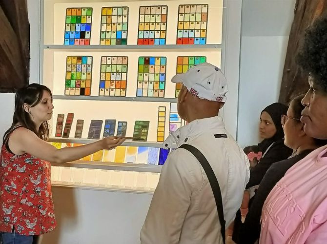 A la cité du vitrail